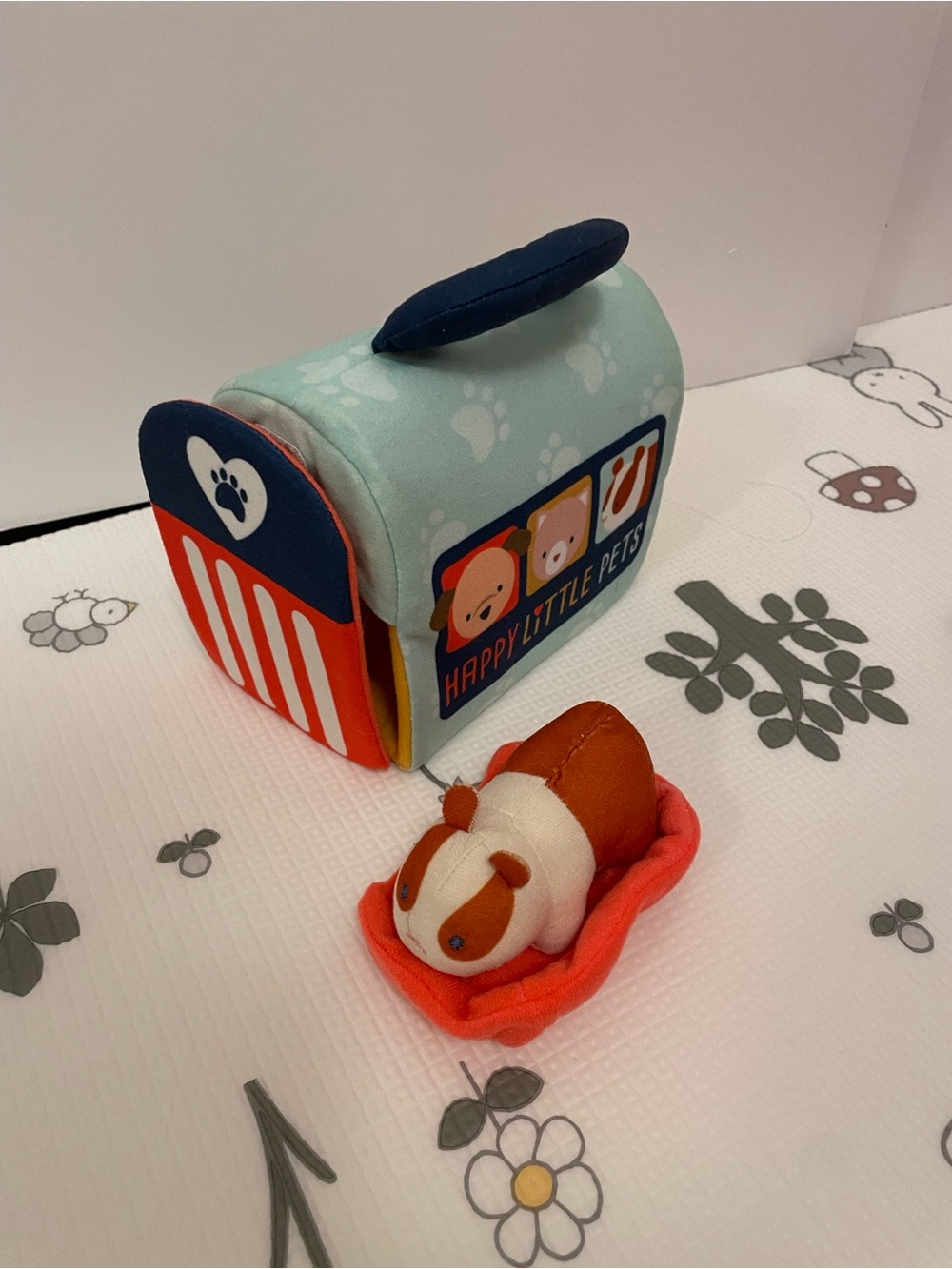 Pet hamster carrier toy